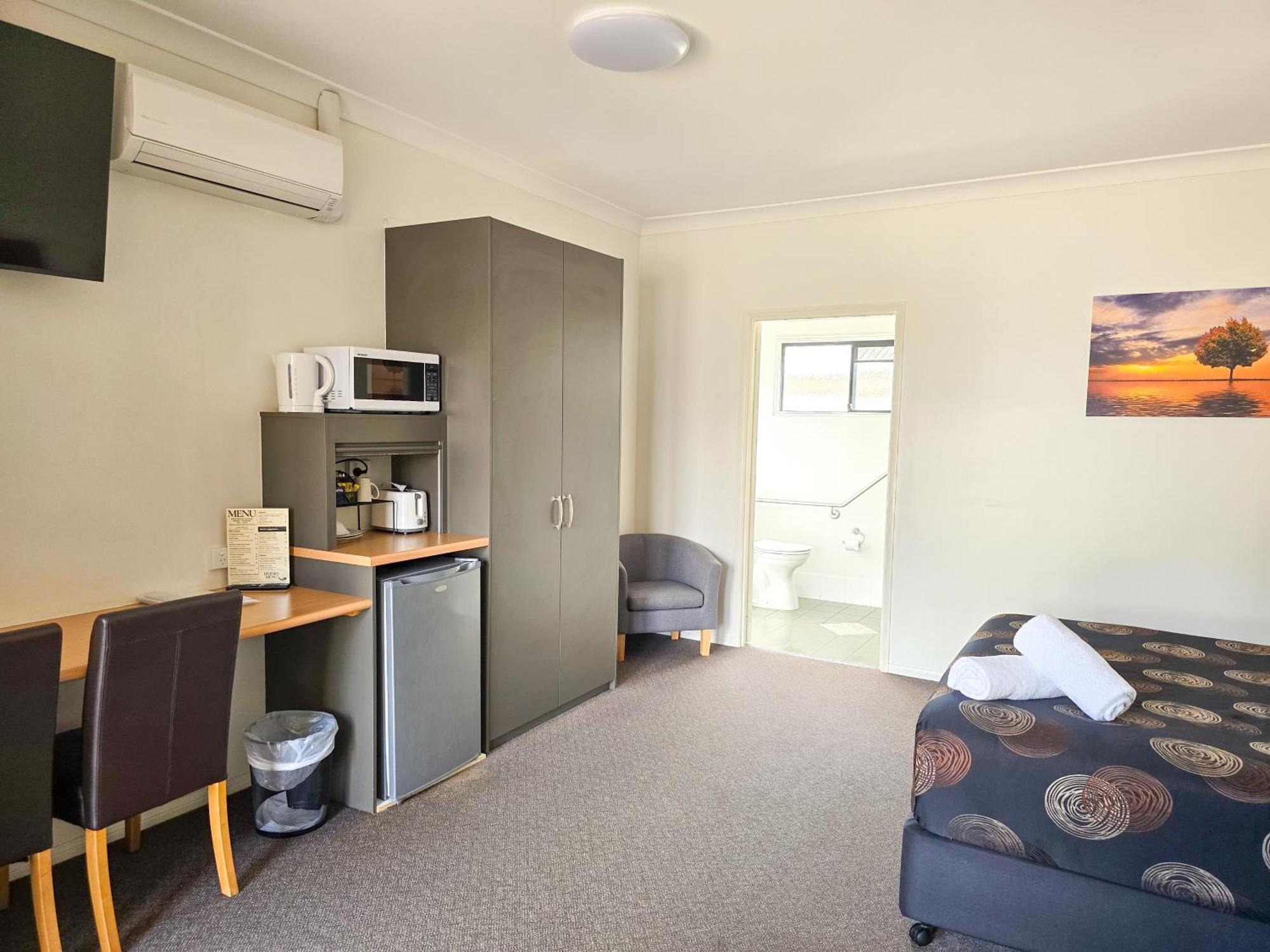 Ascot Lodge Motor Inn Kingaroy Exterior foto